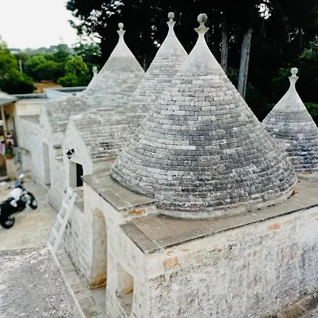 Nidadi Trulli D'itria