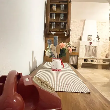 Nidadi Trulli D'itria Дом отдыха *