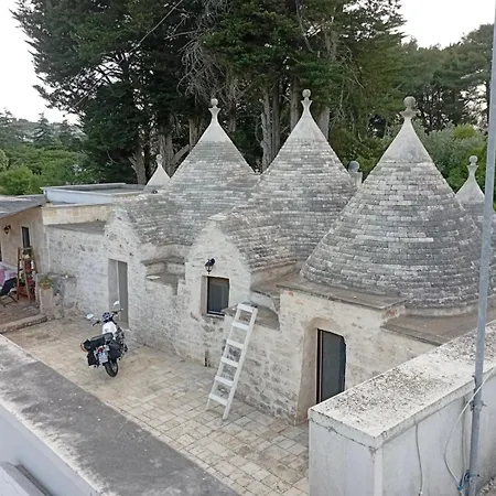 Nidadi Trulli D'itria Дом отдыха *