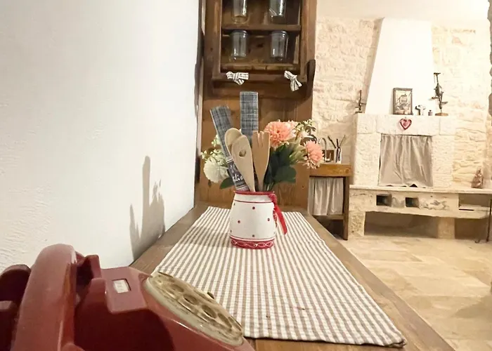 Nidadi Trulli D'itria Holiday home *