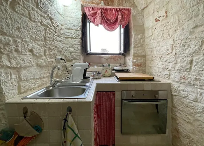 Nidadi Trulli D'itria * Martina Franca